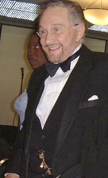 Roy Dotrice